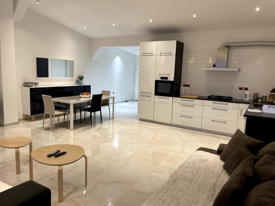 Lux House Olga Apartment Ruma Ruang foto