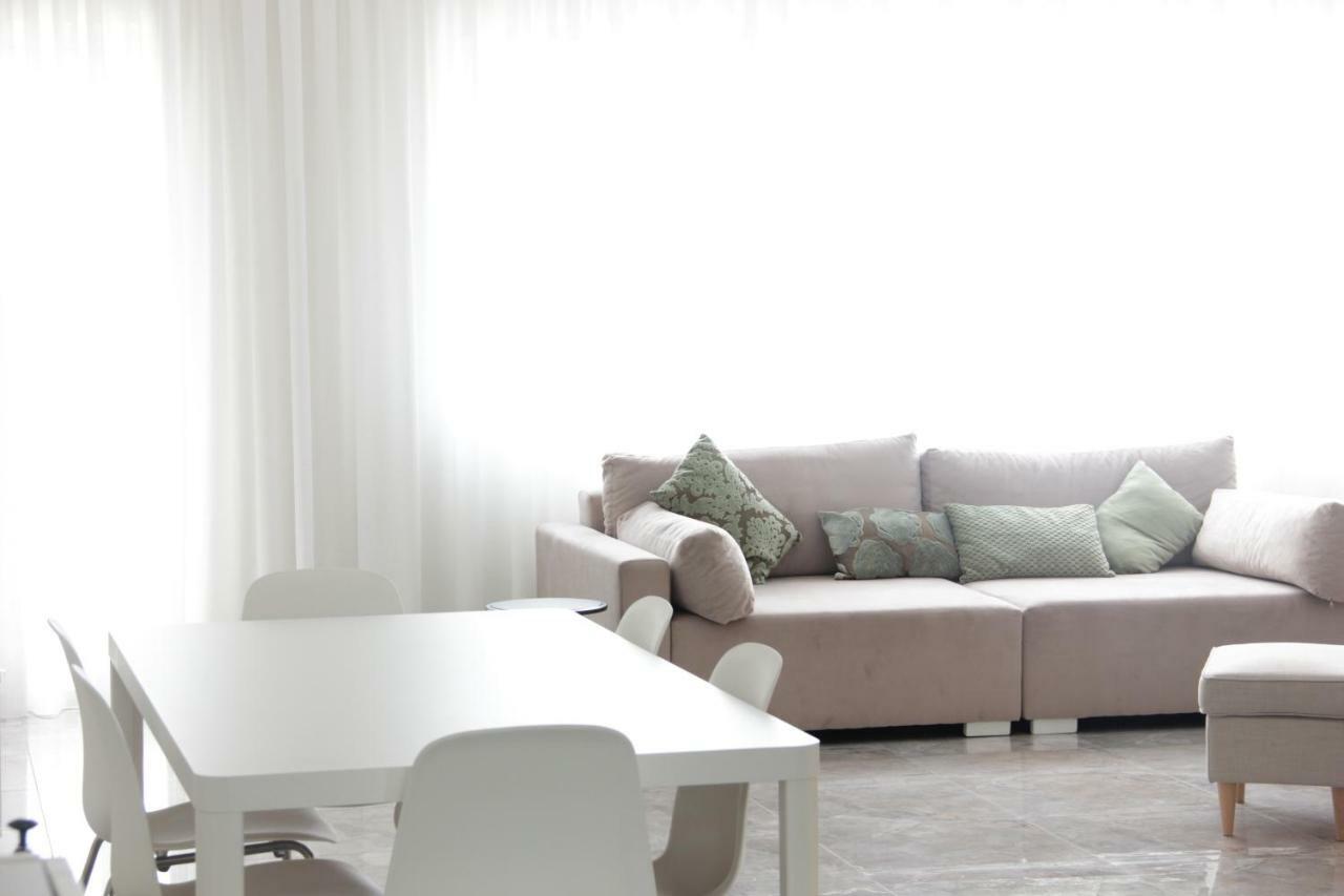 Lux House Olga Apartment Ruma Bagian luar foto